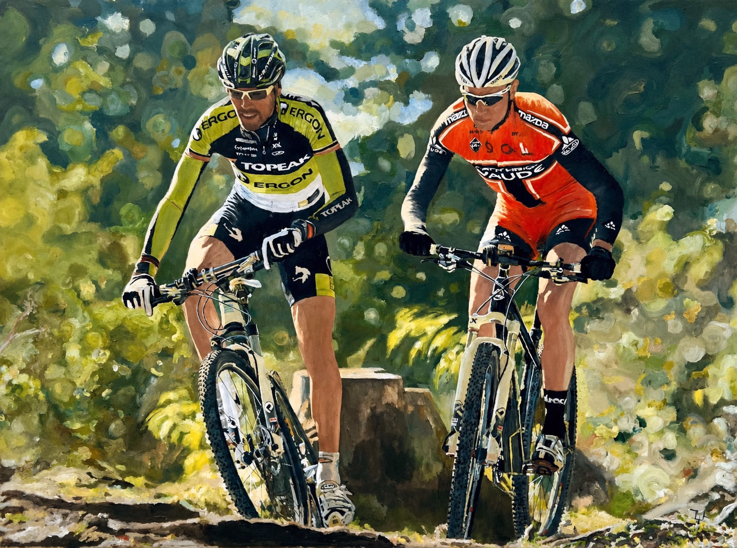 Kolarstwo górskie Dwaj kolarze w kaskach jadą na rowerach górskich po leśnej trasie. Sport rowerowy